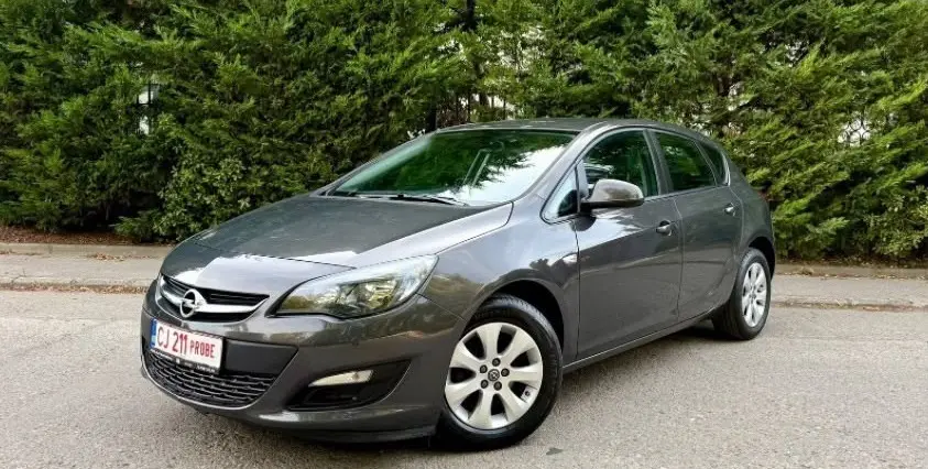 Opel Astra din stoc